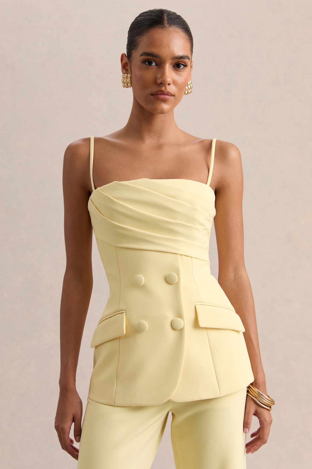 ECM_HR_CL137127121 Lunivra Lemon Square-Neck Tailored Top 2.jpg