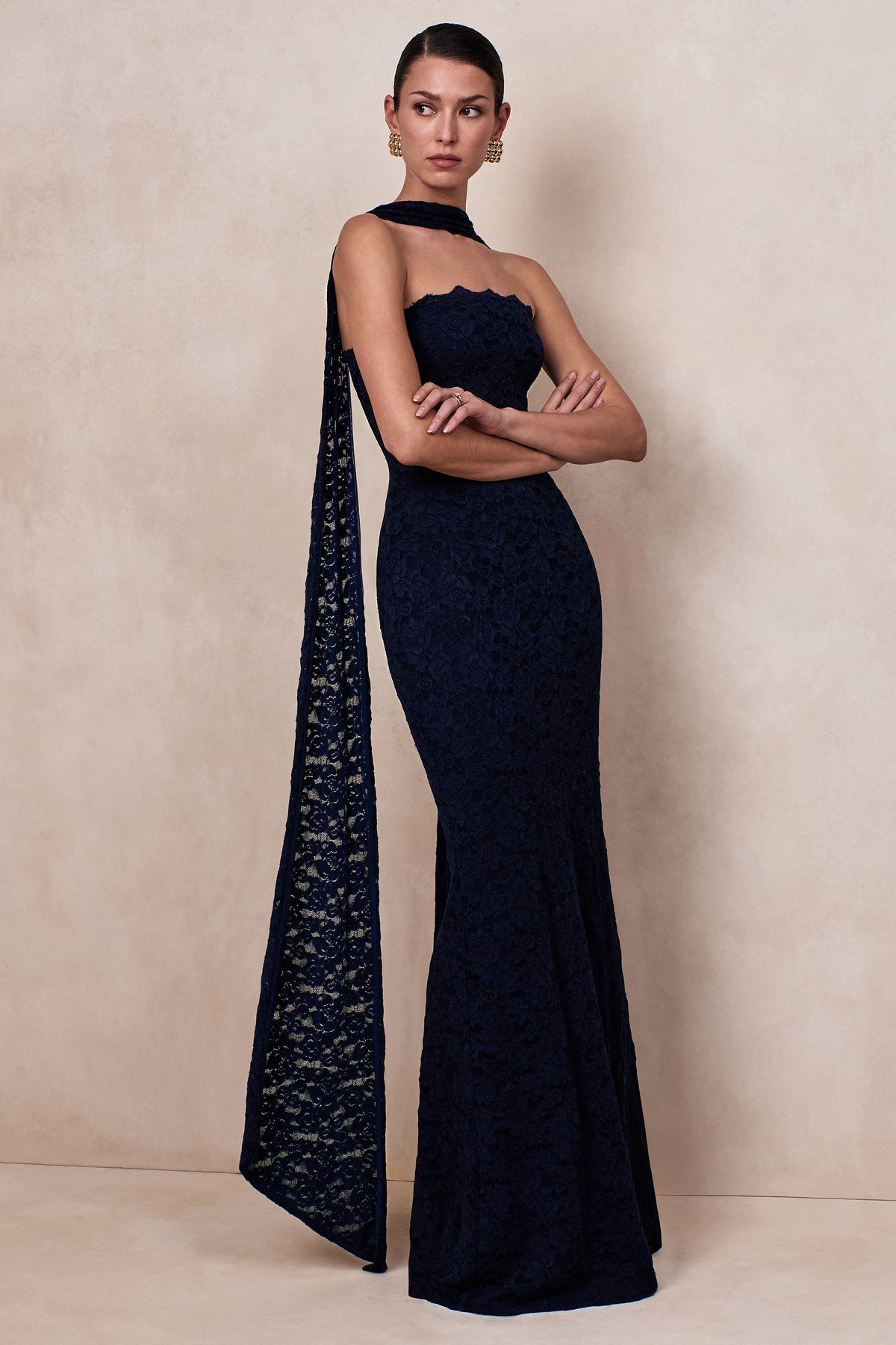 CL13762801006_ECM_CL137628010_-_Massima___Navy_Lace_Bandeau_Maxi_Dress_With_Scarf-Detail_03