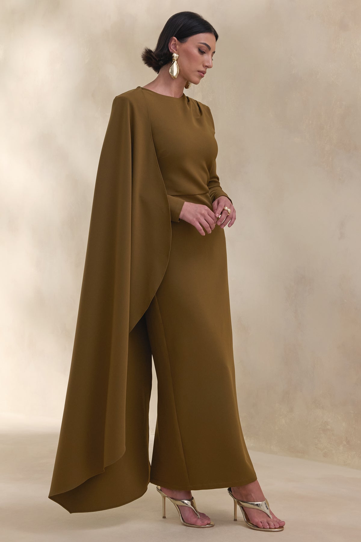 ECM_HR_CL137672031 - Jovea | Olive Round-Neck Maxi Dress With Cape-Sleeve 2.jpg