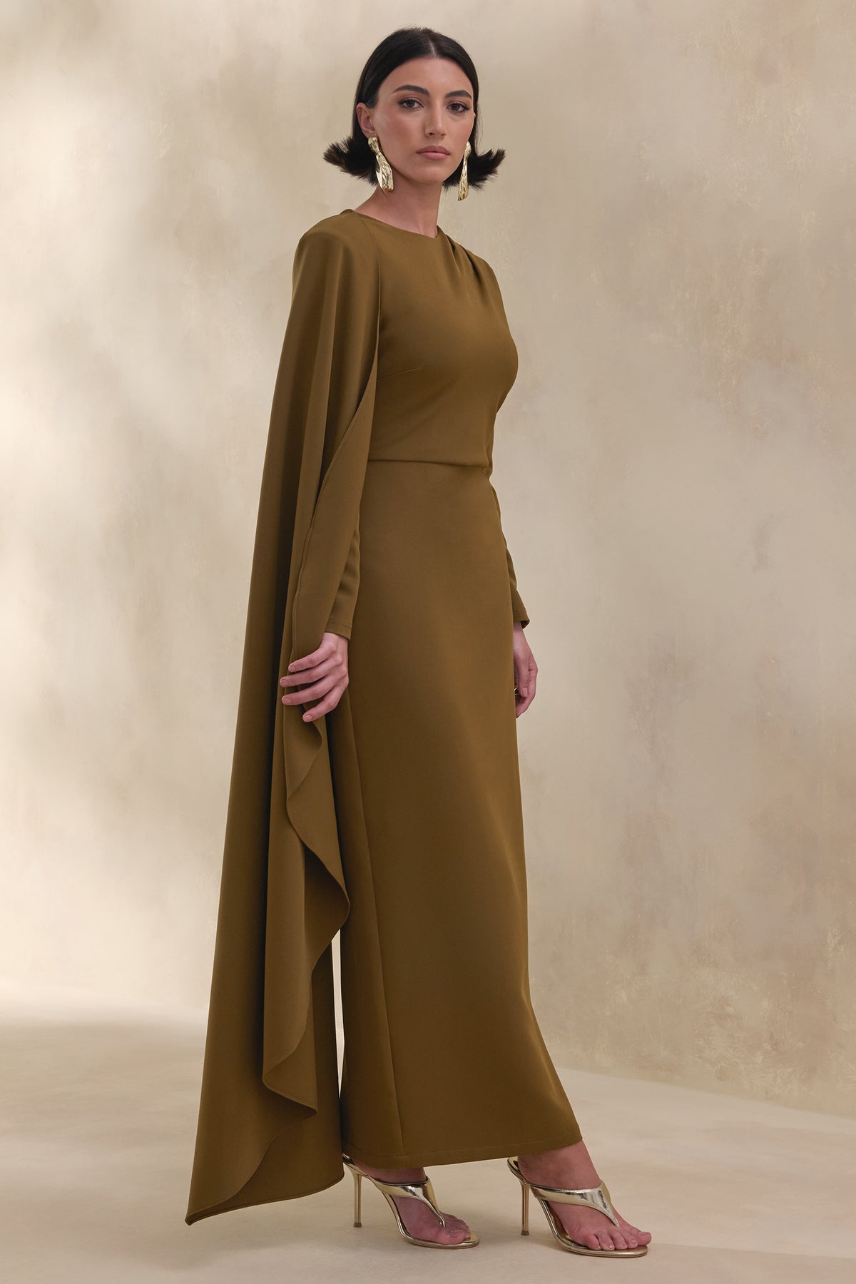 ECM_HR_CL137672031 - Jovea | Olive Round-Neck Maxi Dress With Cape-Sleeve 3.jpg