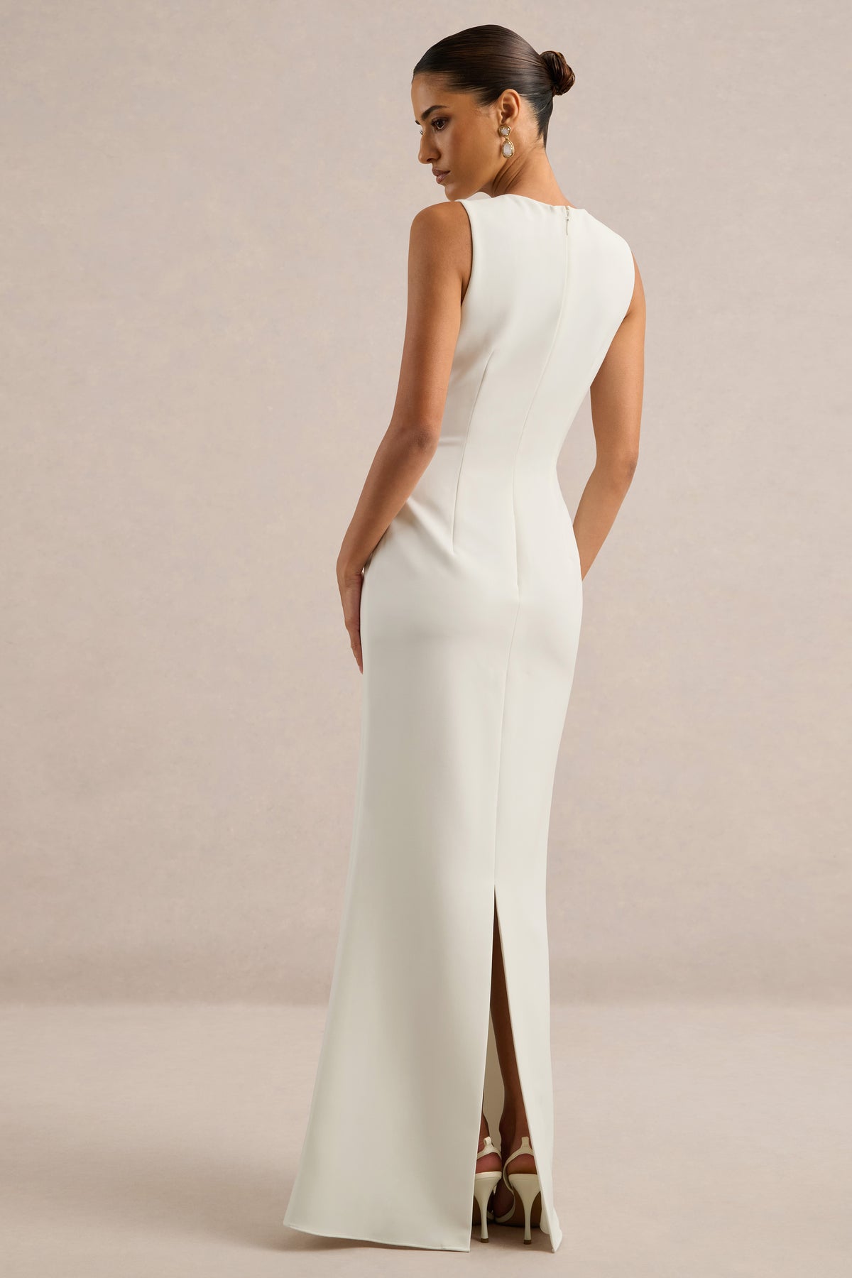 CL137673110 - Astrelle | White High-Neck Maxi Dress6.jpg