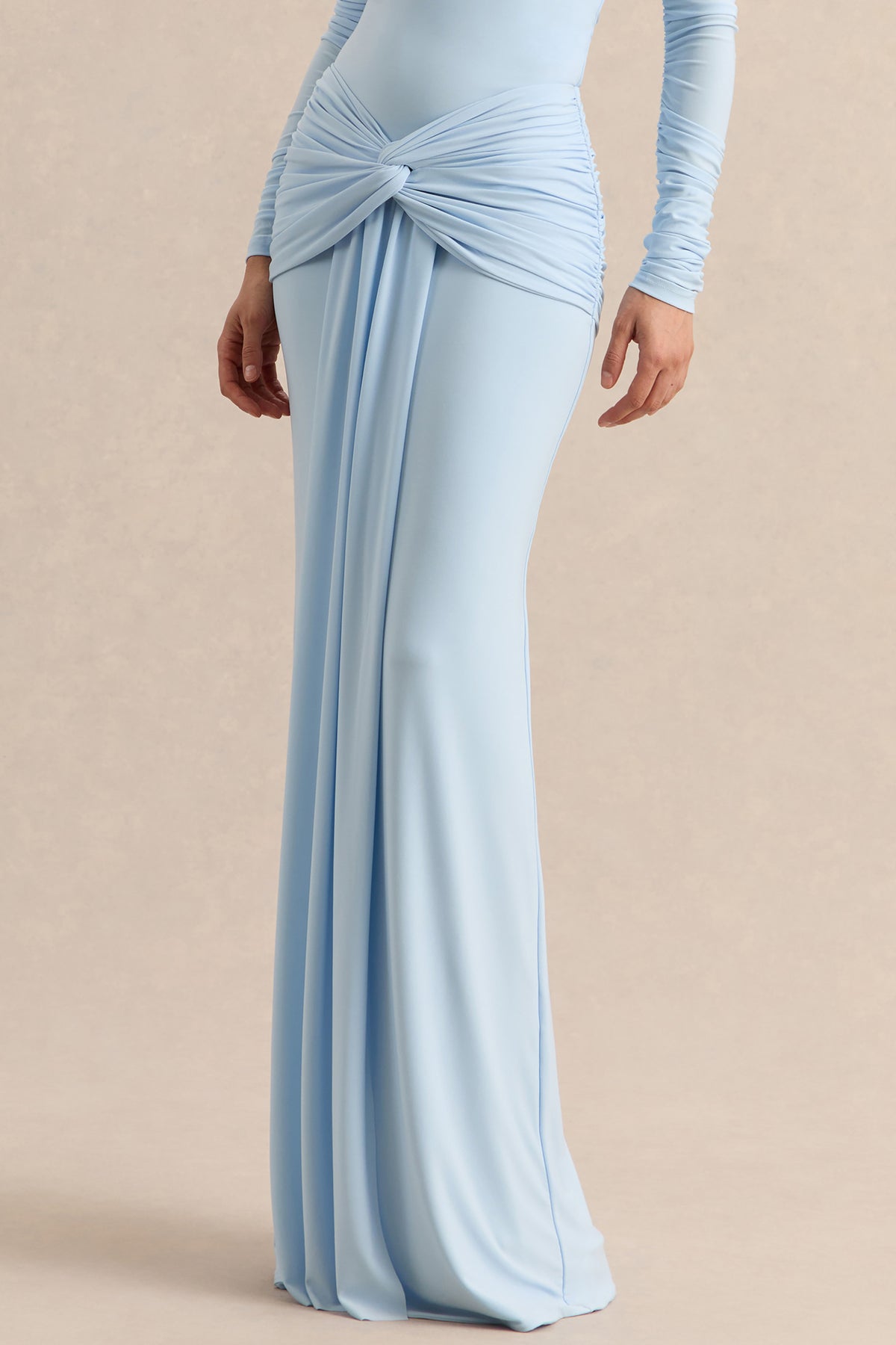 ECM_HR_CL137840016---Flynne--Blue-Wrapped-3.jpg