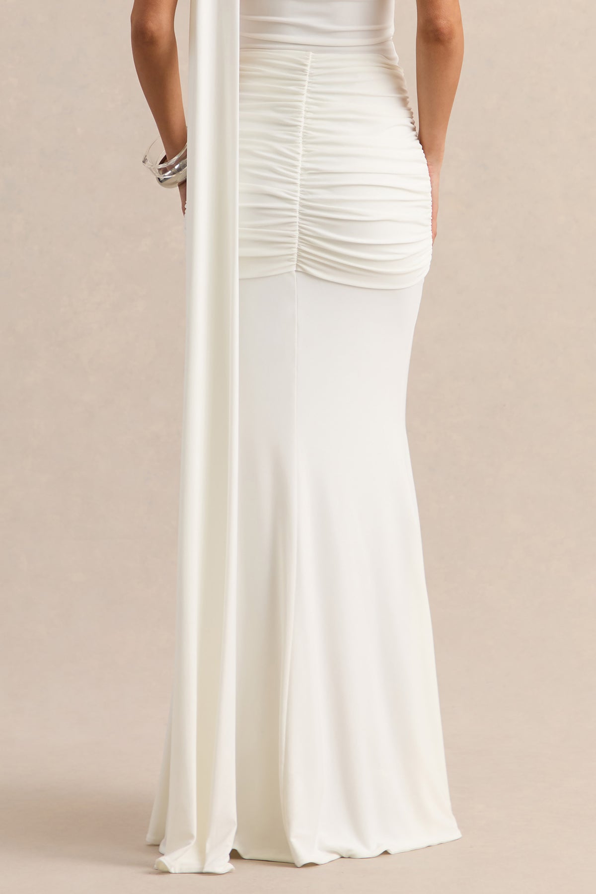 ECM_HR_CL137841110---Eowyn-_-White-Ruched-Maxi-Skirt-With-Front-Split-7.jpg
