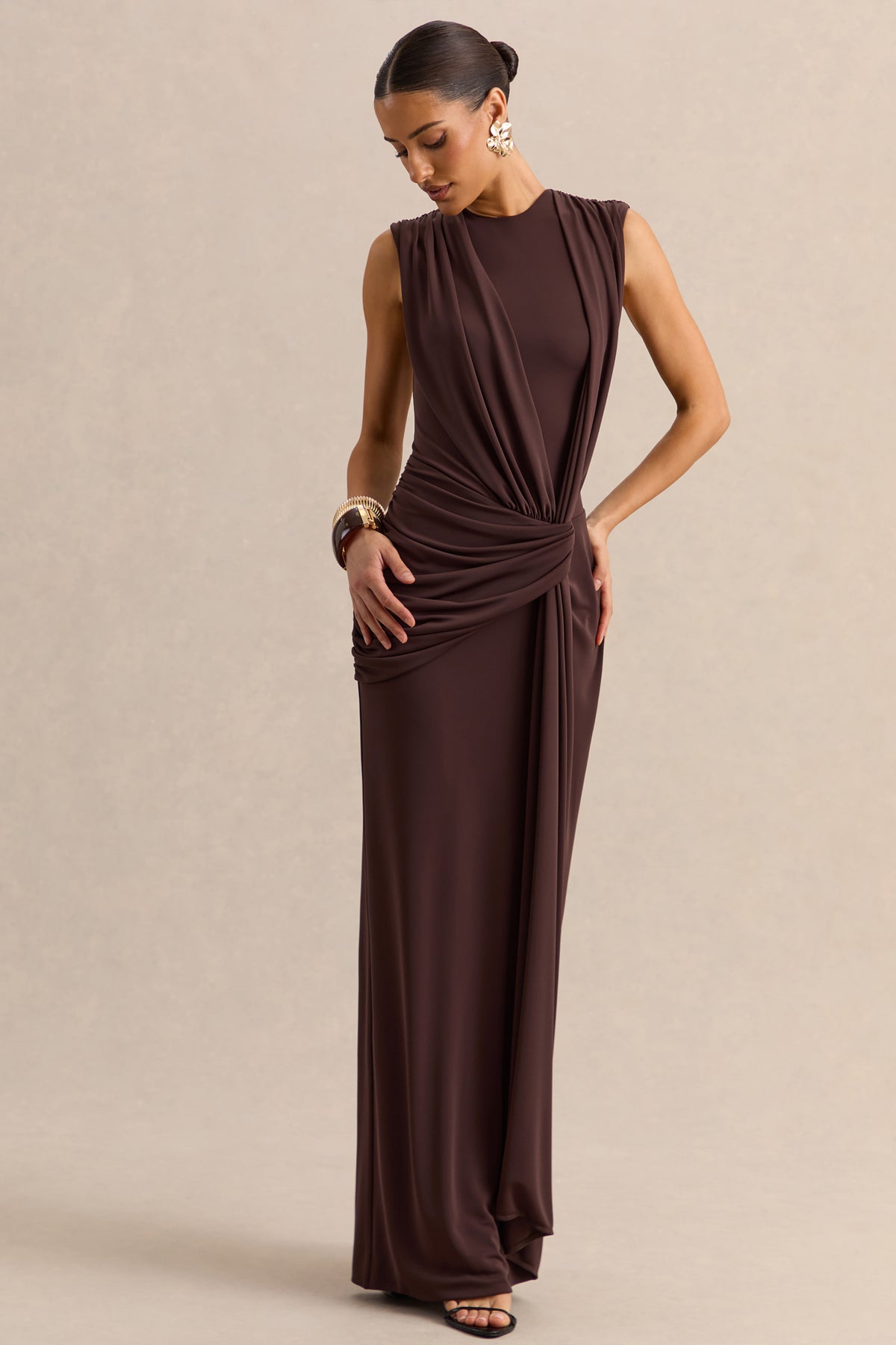 ECM_HR_CL137865021---Blythia---Brown-Round-Neck-Maxi-Dress-With-Gathered-Detailing--4.jpg