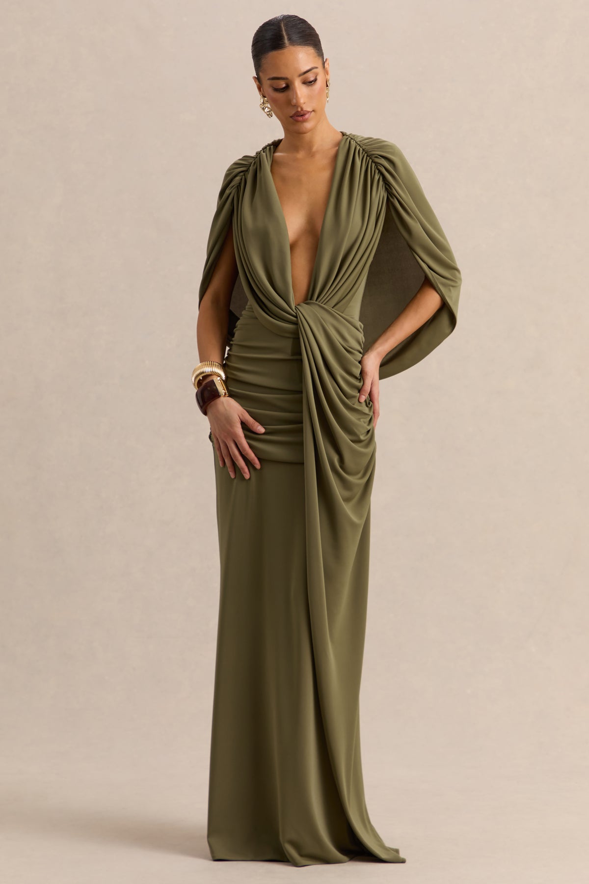 ECM_HR_CL137870031-Marisea-Green-Plunge-Neck-Maxi-Dress-With-Cape-Sleeves_01.jpg
