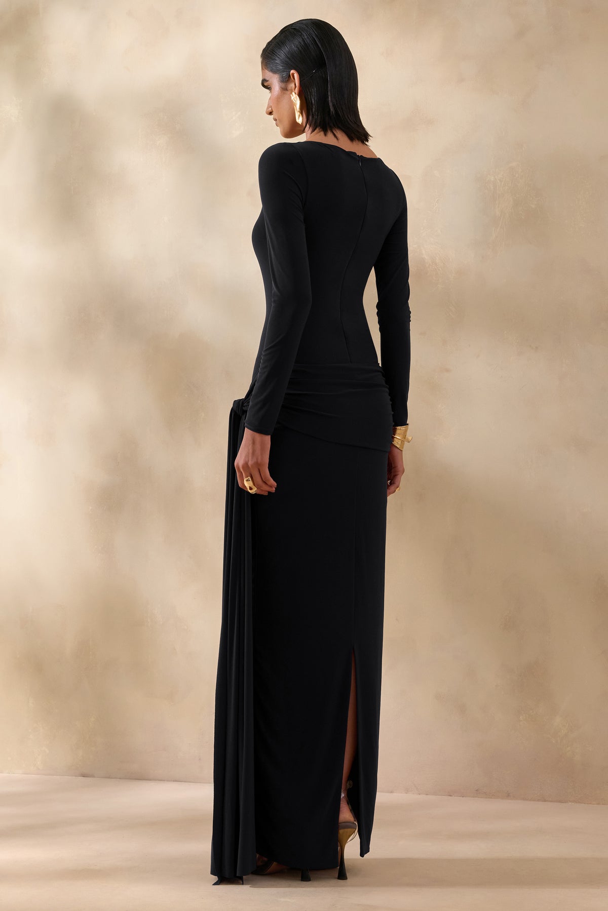 ECM_HR_CL137884001 -  Astrielle | Black Round-Neck With Gold-Detail And Sash 3.jpg