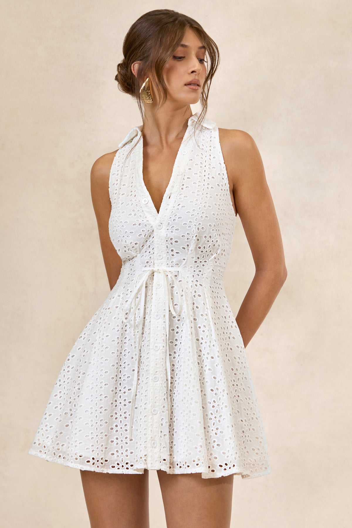 CL137925110 - Zyraline _ White Plunge-Neck Mini Dress With Bow-Detail2.jpg