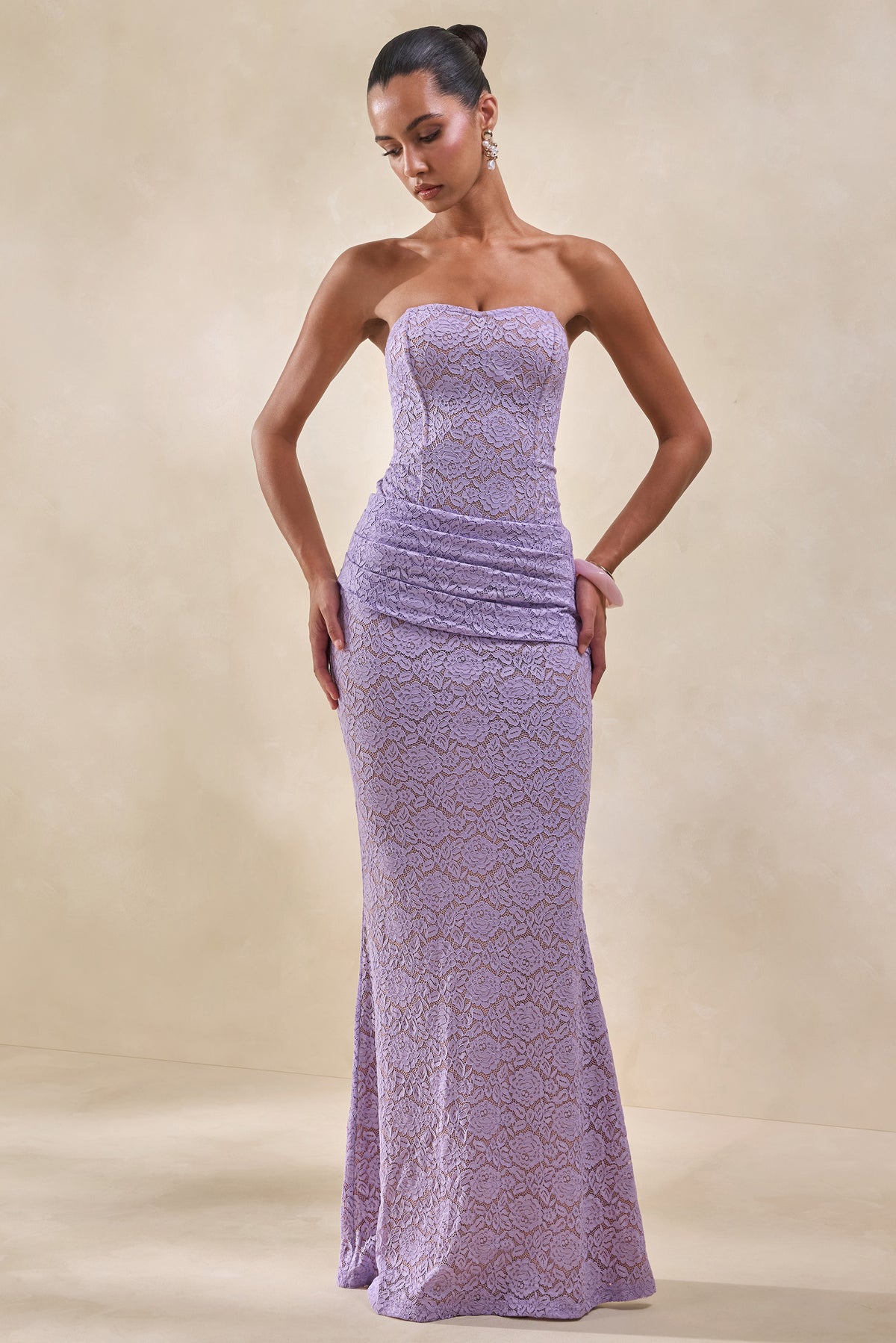 ECM_HR_CL137966091 - Vissia _ Lilac Lace Bandeau Bodysuit0.jpg
