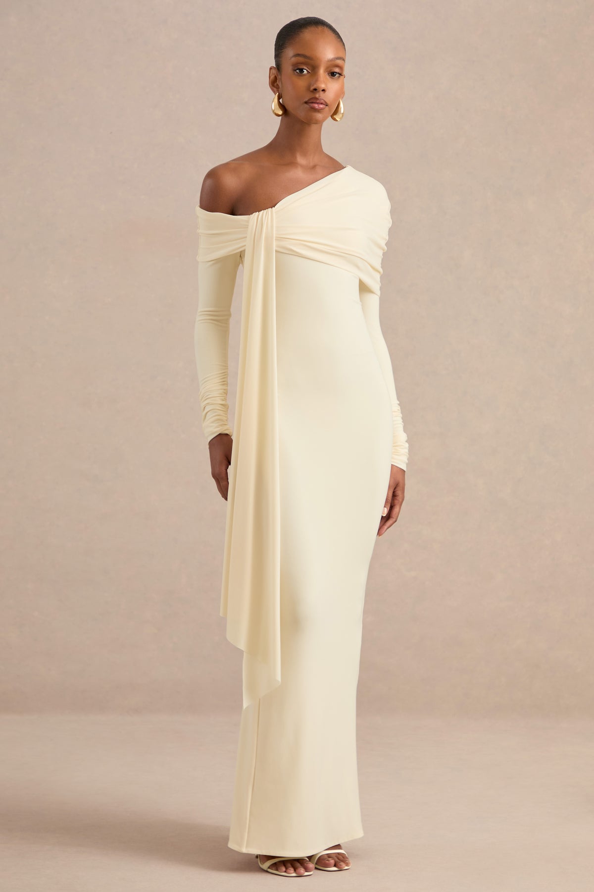 ECM_HR_CL138270111 - Faeryn Cream Asymmetric-Neck Maxi Dress With Gathered Detailing2.jpg