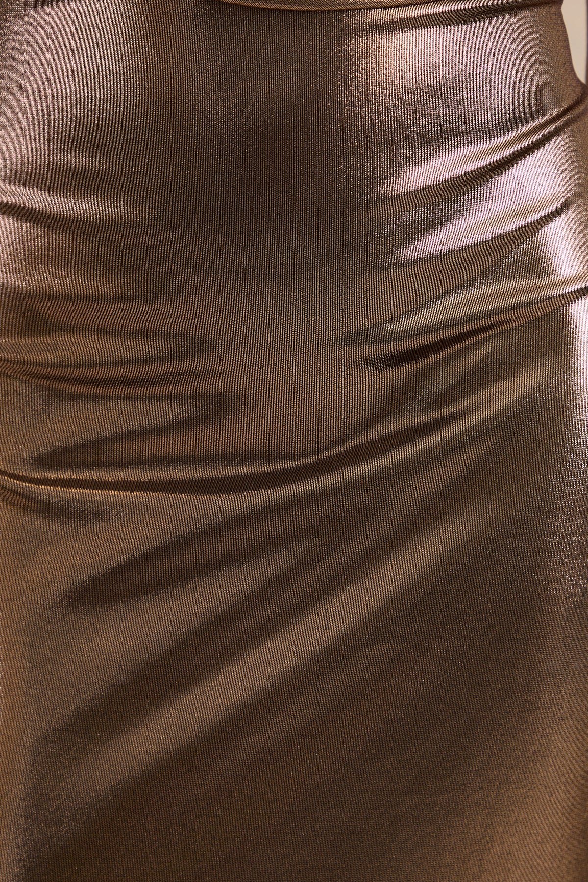 CL13838405006_ECM_HR_CL138384050_Melitta_Gold_Metallic_Cowl-Neck_Maxi_Dress_37