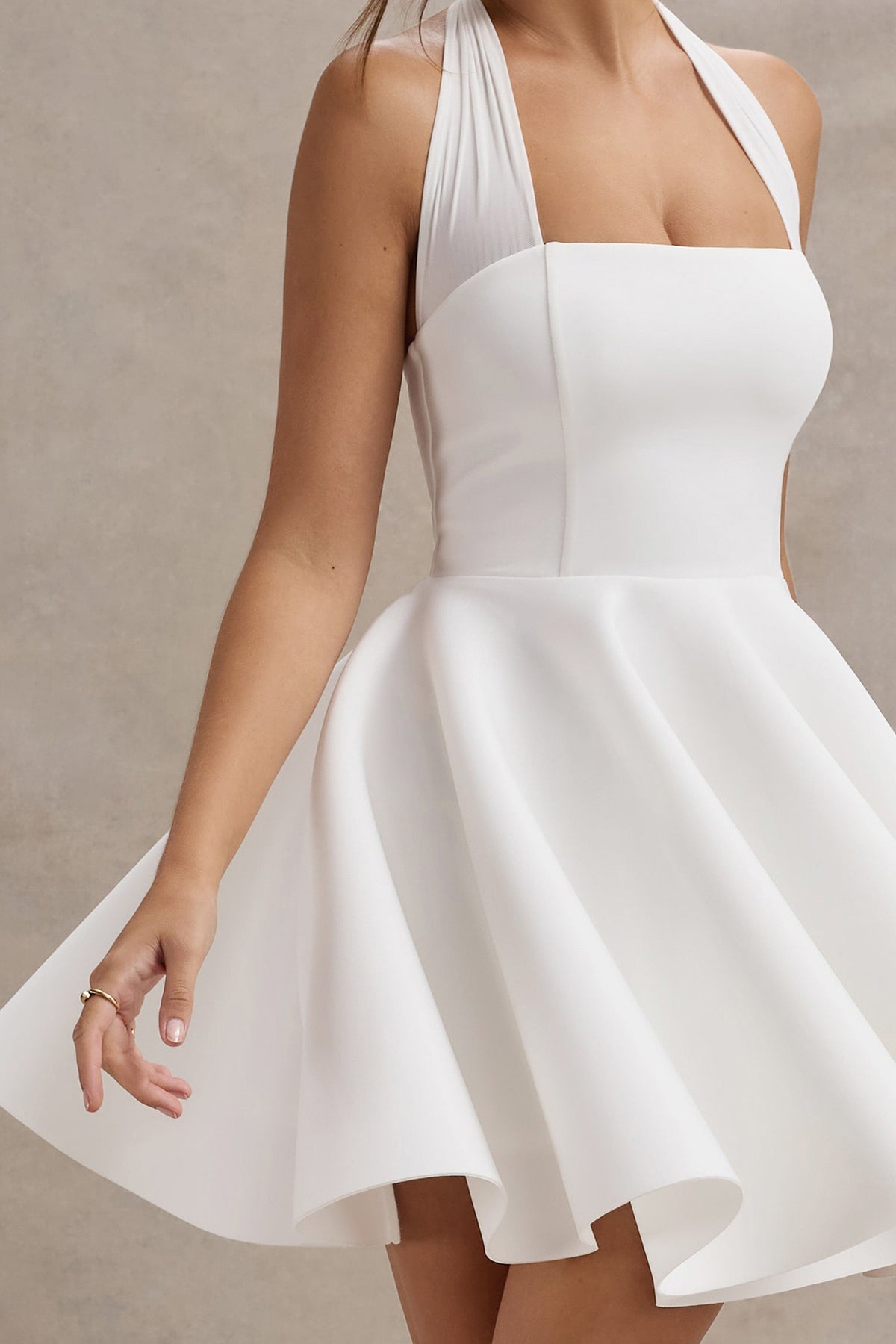 Peggy | Biała Sukienka mini typu Skater z dekoltem typu halter