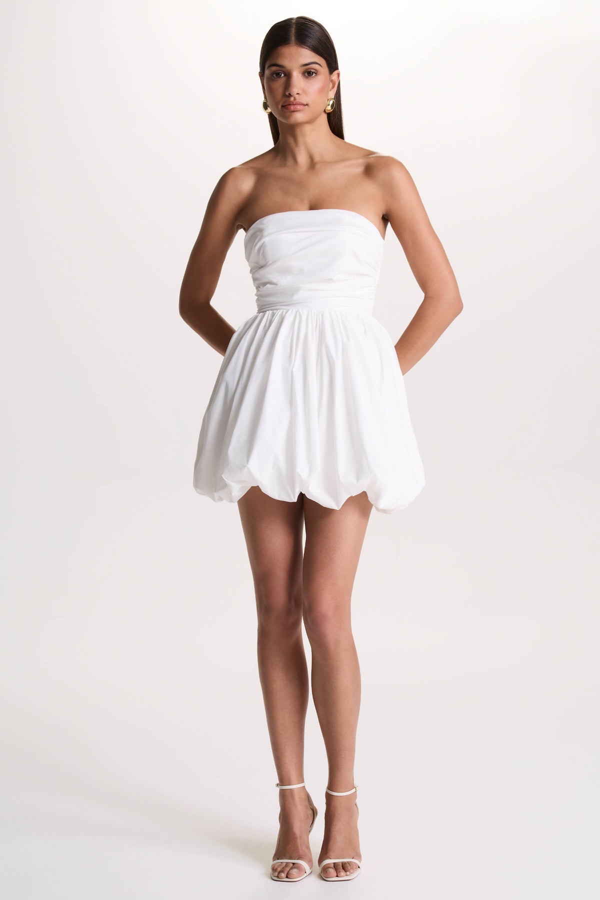 uploaded_image_1_mozj9_9ed4a5fc-f2b6-4d67-8bb7-49f83378e807