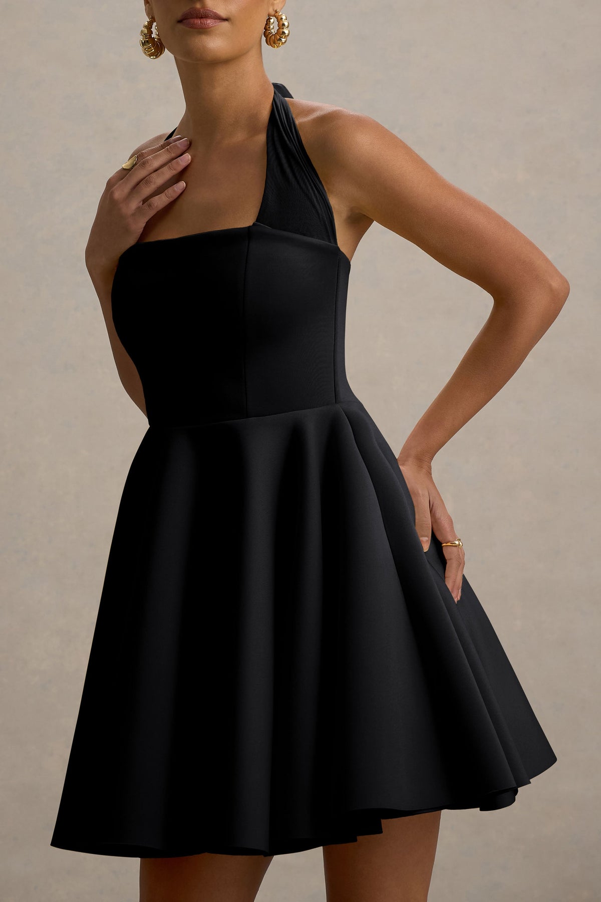 Peggy | Czarna Sukienka mini typu Skater z dekoltem typu halter