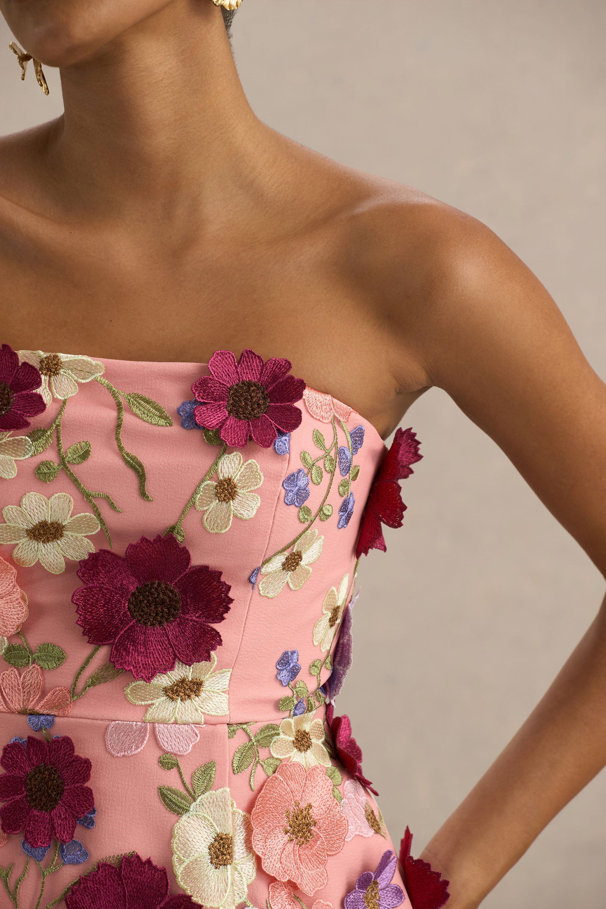 Kristen | Różowa Kwiatowa Sukienka Mini z dekoltem typu Bandeau