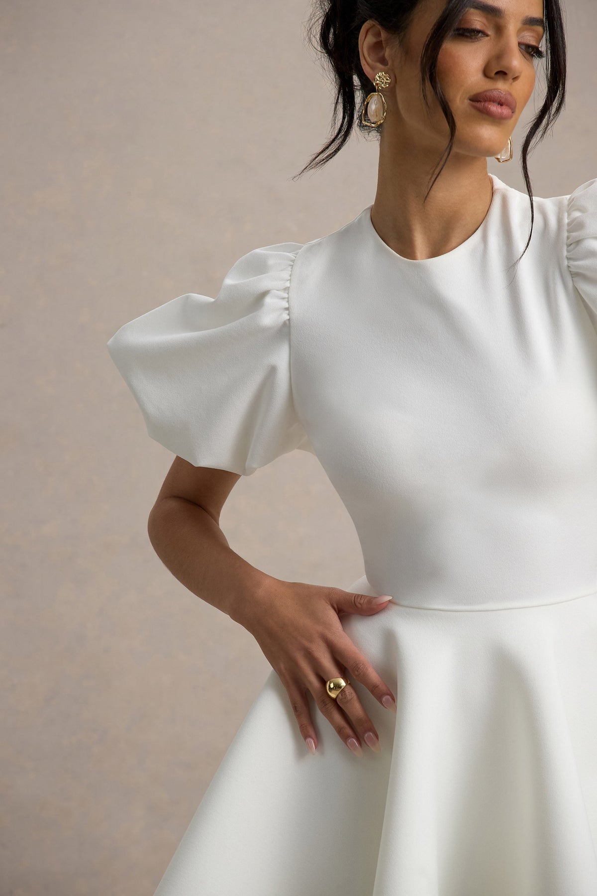 Emelia | Biała Skater Sukienka z bufiastymi rękawami