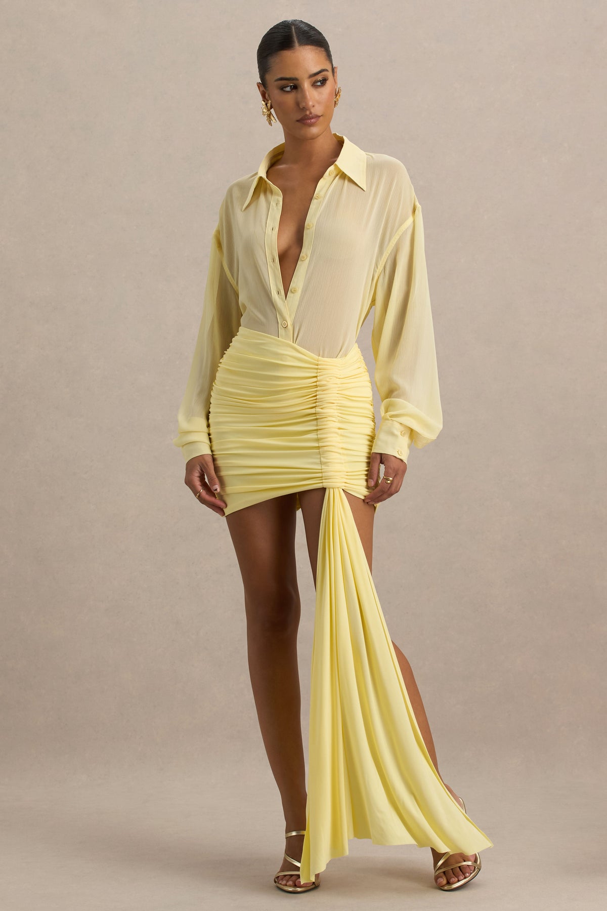 Katelyn | Cytrynowa Marszczona Spódnica Mini z Szarfą