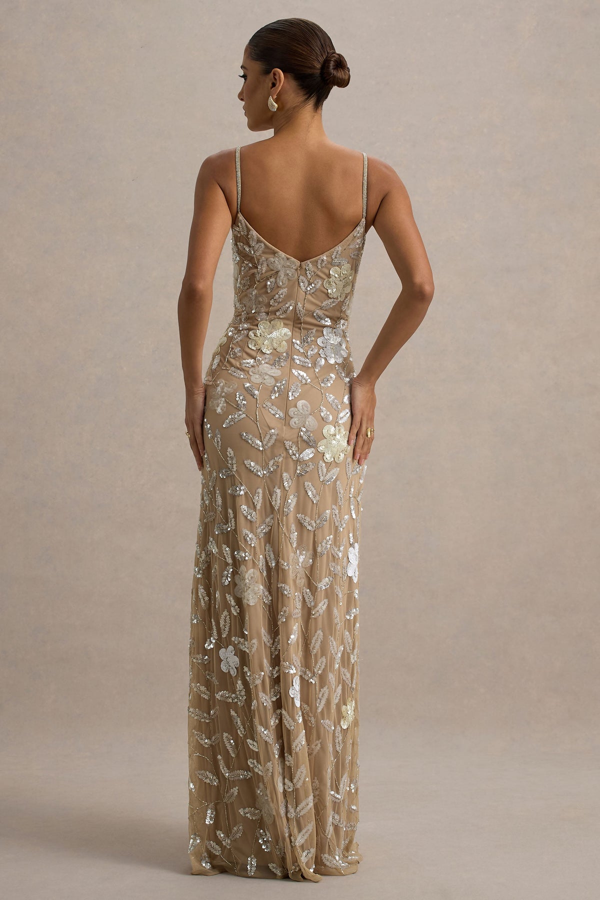 Gemini | Kwiatowa cekinowa zdobiona sukienka maxi na cienkich ramiączkach