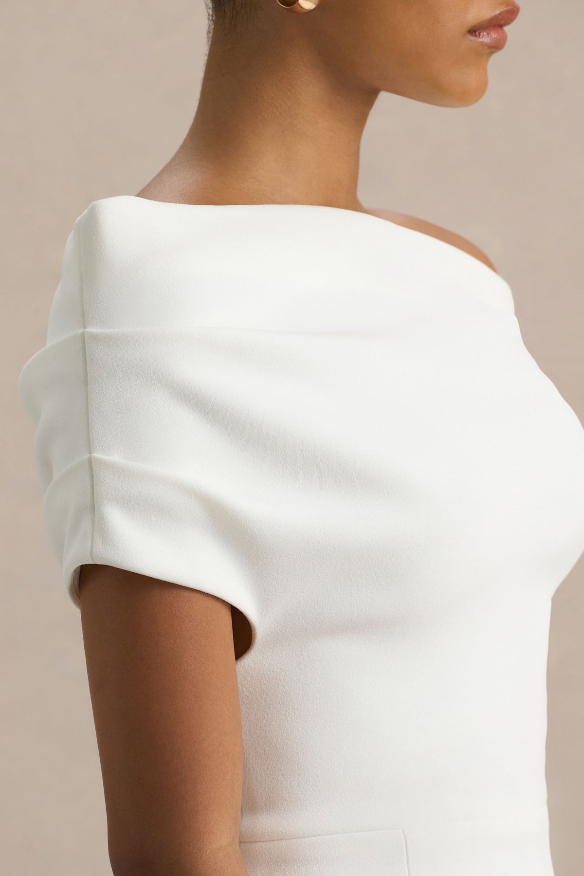 Alexandra | Biały Asymetryczny Dopasowany Kombinezon